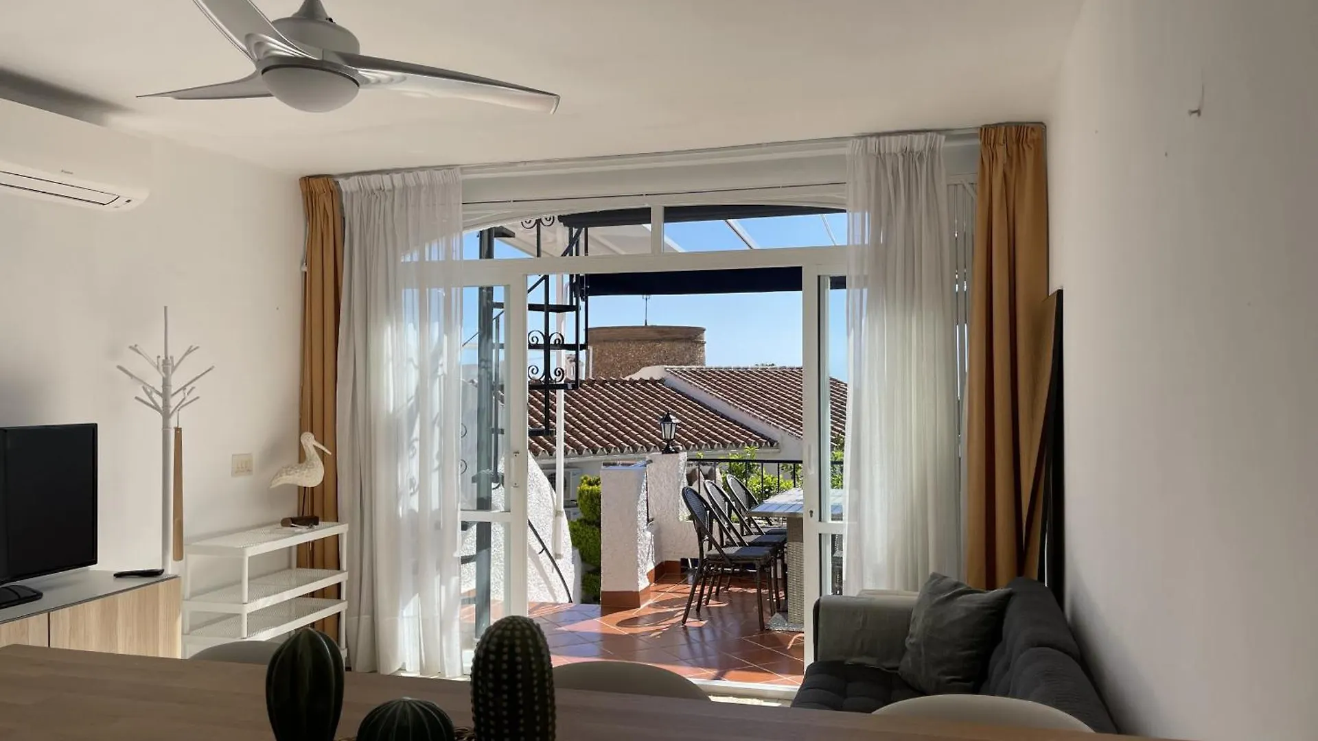 Mandarinos 12 - Eurosur Apartment Nerja Spain