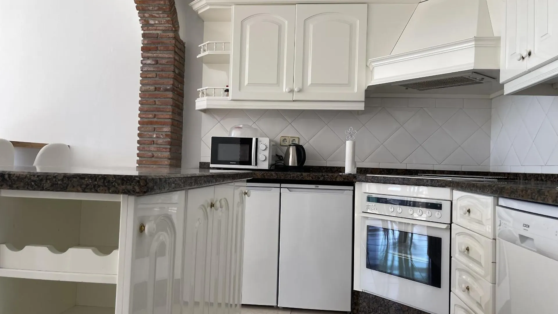 Mandarinos 12 - Eurosur Apartment Nerja